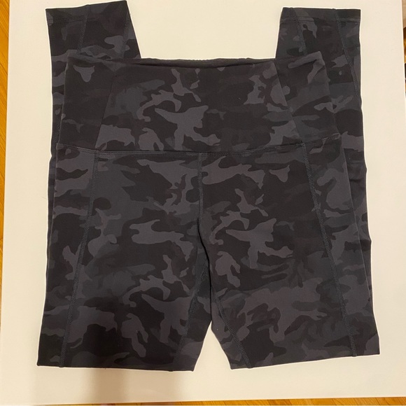 TUFF ATHLETICS - Black/Grey Camo Leggings - Picture 1 of 6